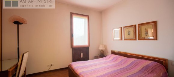 7 rooms Apartment in Treviso, Italy No. 5183 26