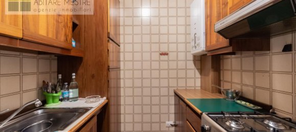 7 rooms Apartment in Treviso, Italy No. 5183 34