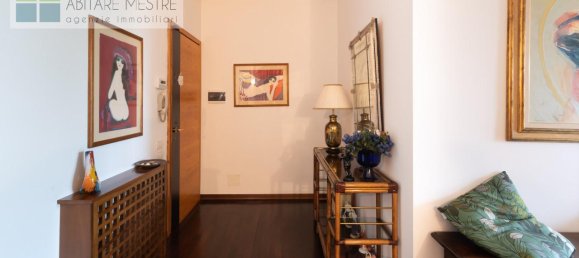 7 rooms Apartment in Treviso, Italy No. 5183 35