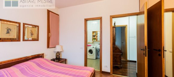 7 rooms Apartment in Treviso, Italy No. 5183 27