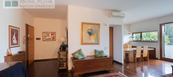 7 rooms Apartment in Treviso, Italy No. 5183 13