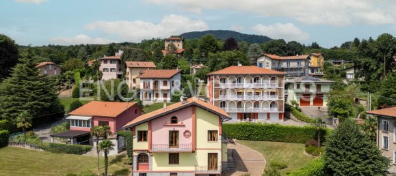 5 bedrooms Villa in Cunardo, Italy No. 102292 21