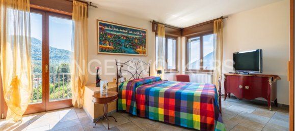 5 bedrooms Villa in Cunardo, Italy No. 102292 16