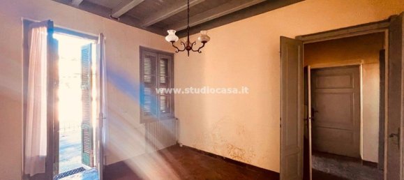 5 bedrooms House in Crema, Italy No. 361952 8
