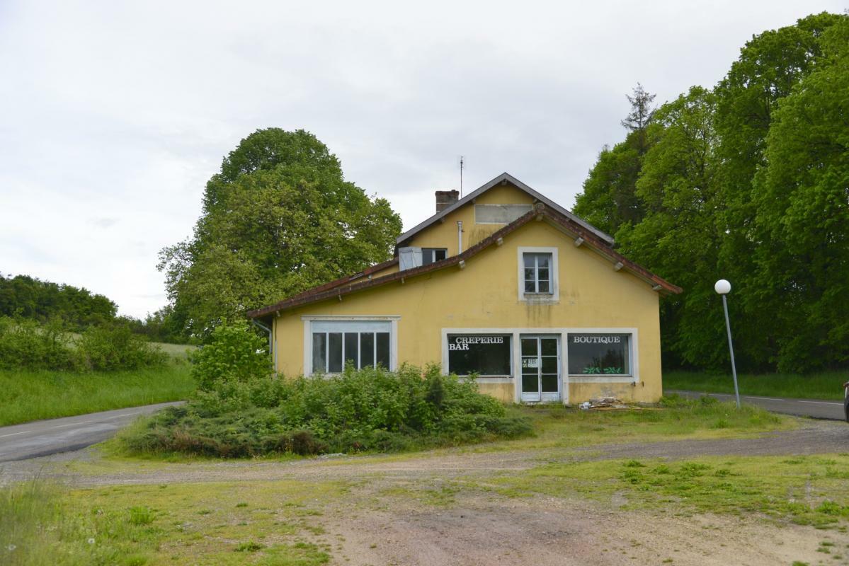 Imóvel comercial de 12 divisões em Tournus, France N.º 306070