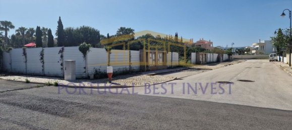 Земельный участок 400м² в Лагуш, Португалия № 152268 2