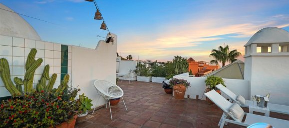 2 bedrooms Penthouse in Marbella, Spain No. 119016 56