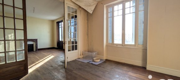 Bâtiment à Montluçon, France 420m² No. 43253 17