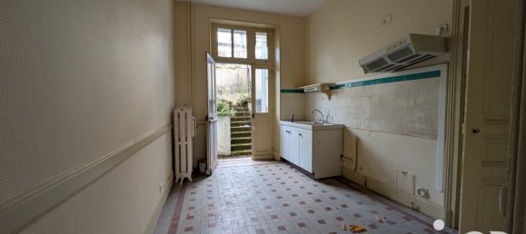 Bâtiment à Montluçon, France 420m² No. 43253 10