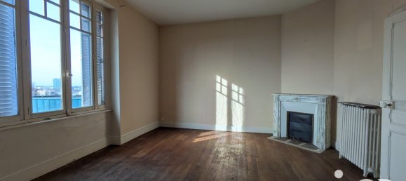 Bâtiment à Montluçon, France 420m² No. 43253 15