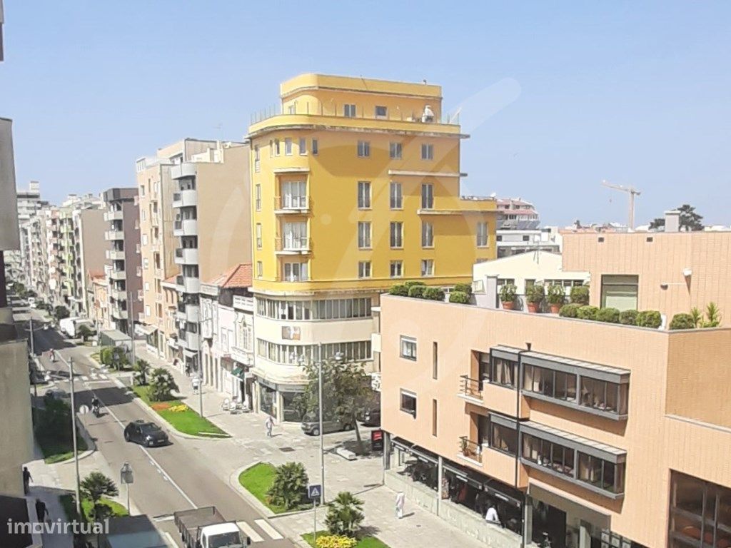 Квартира с 2 спальнями в Повуа ди Варзин, Португалия № 258714