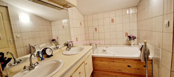 Casa de 4 dormitorios en La Sone, France No. 238600 12