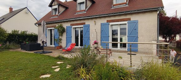 Casa de 4 dormitorios en Ingre, France No. 213533 3