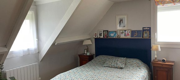 Casa de 4 dormitorios en Ingre, France No. 213533 9