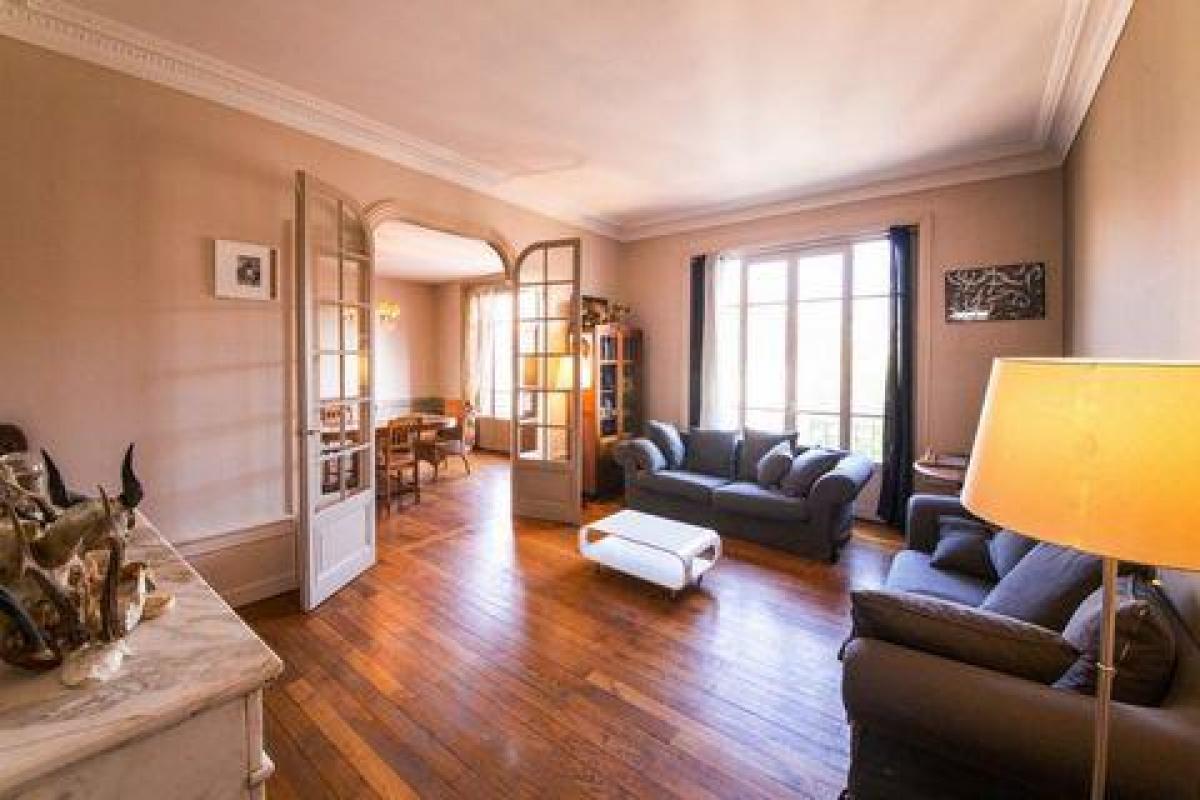 شقة 6 غرف نوم  في Roanne, France رقم 32674