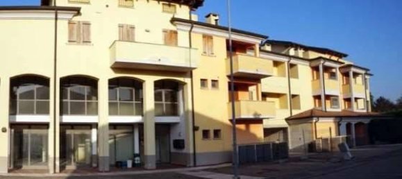 4-salle Bureau à Gonzaga, Italy No. 264186 2