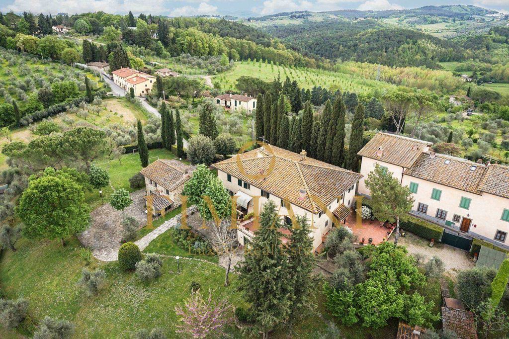6 bedrooms Villa in Impruneta, Italy No. 189713