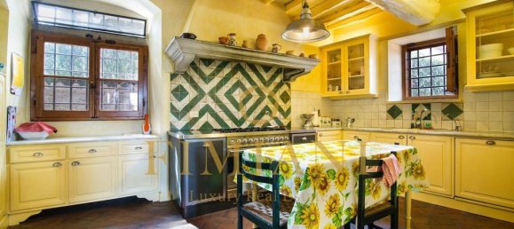 6 bedrooms Villa in Impruneta, Italy No. 189713 7