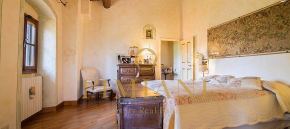 6 bedrooms Villa in Impruneta, Italy No. 189713 12