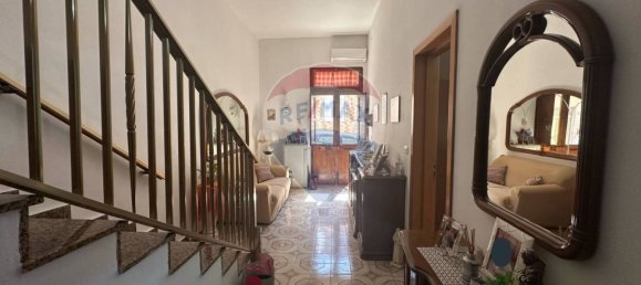 2 bedrooms House in Pachino, Italy No. 19399 7