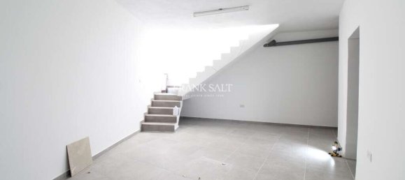 Oficina en Paola, Malta 100 m² No. 12708 16