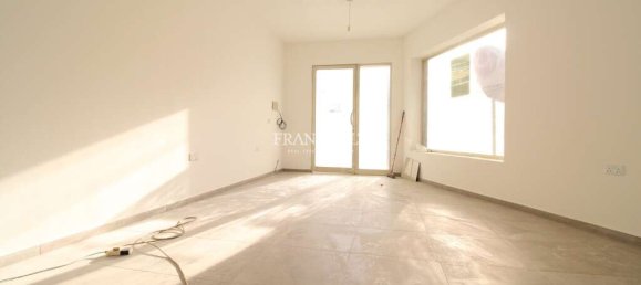 Oficina en Paola, Malta 100 m² No. 12708 3