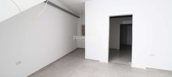 Oficina en Paola, Malta 100 m² No. 12708 8