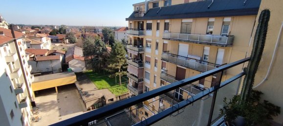 4 rooms Apartment in Cerro Maggiore, Italy No. 207747 20