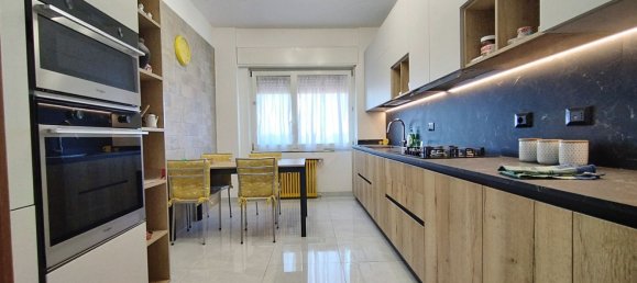 4 rooms Apartment in Cerro Maggiore, Italy No. 207747 16