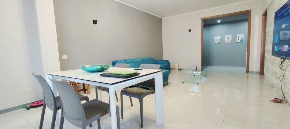 4 rooms Apartment in Cerro Maggiore, Italy No. 207747 4