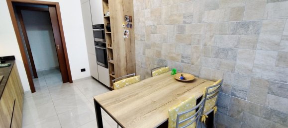 4 rooms Apartment in Cerro Maggiore, Italy No. 207747 13