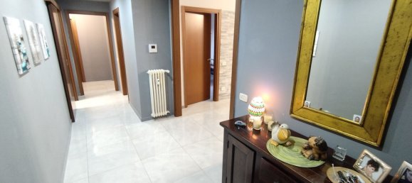 4 rooms Apartment in Cerro Maggiore, Italy No. 207747 9