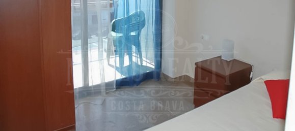 4 bedrooms Apartment in Lloret de Mar, Spain No. 11296 7