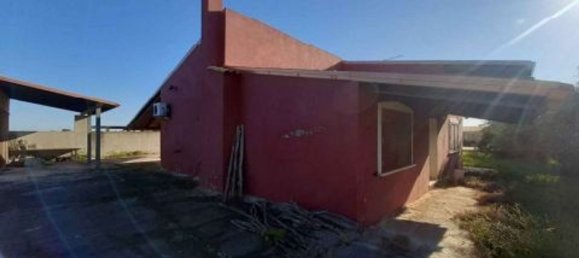 Вилла с 4 комнатами в Сиракузы, Италия № 242425 2