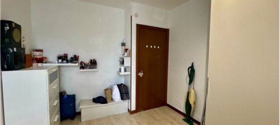 2 Schlafzimmer Wohnung in Savona, Italy, Nr. 279181 13