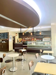 117m² Commercial property in Cascais, Portugal No. 341717