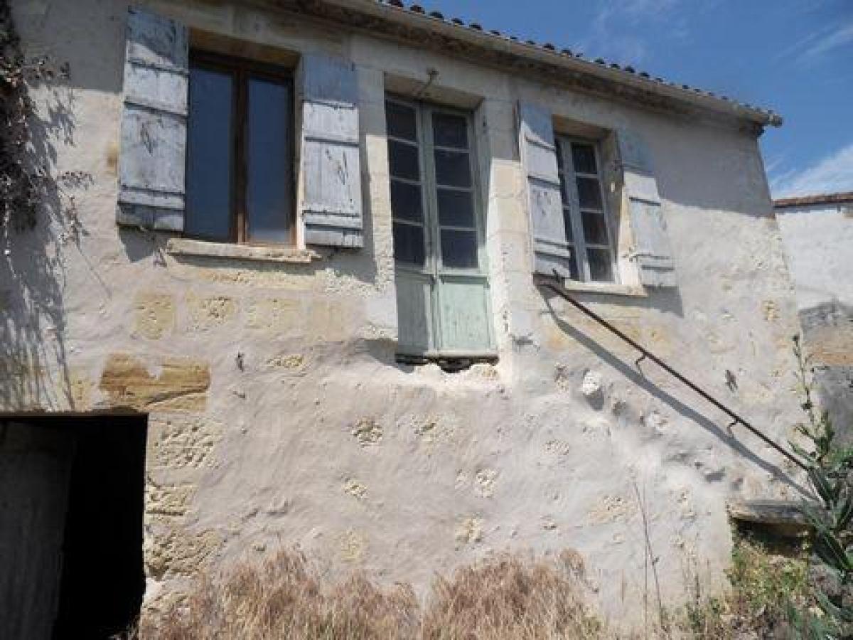 3 bedrooms House in Mussidan, France No. 5711
