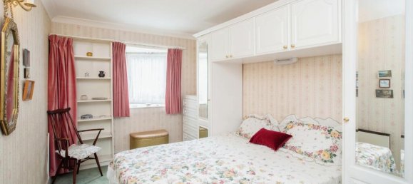 2 bedrooms House in Watford, United Kingdom No. 6164 25