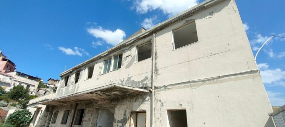 Casa de 4 divisões em Melito di Porto Salvo, Italy N.º 269698 12