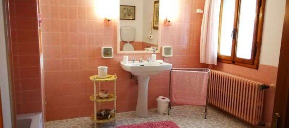 12-Zimmer Haus in Montespertoli, Italy, Nr. 45366 11