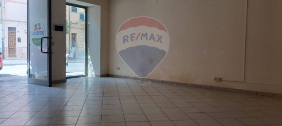 Imóvel comercial de 2 divisões em Bagheria, Italy N.º 52964 14