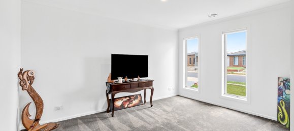 4 bedrooms House in Tarneit, Australia No. 71 4