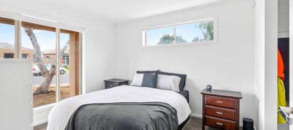 4 bedrooms House in Tarneit, Australia No. 71 6