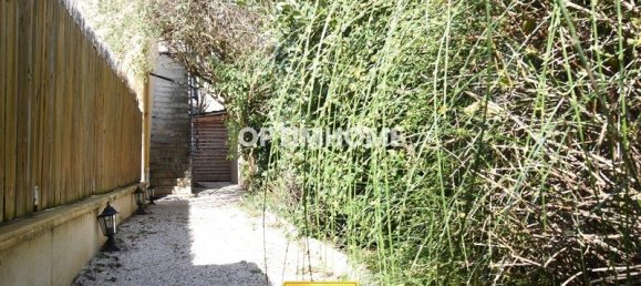 Квартира с 2 спальнями в Шалон-сюр-Сон, Франция № 206688 33