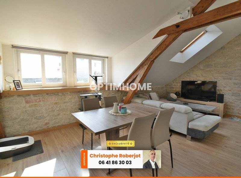 Квартира с 2 спальнями в Шалон-сюр-Сон, Франция № 206688