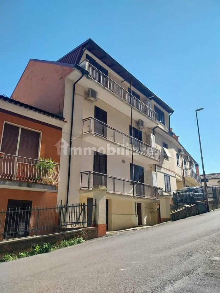 2 bedrooms Apartment in Frosinone, Italy No. 287001