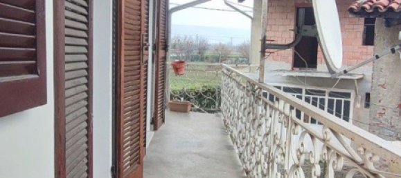 4 rooms House in Ivrea, Italy No. 11233 30