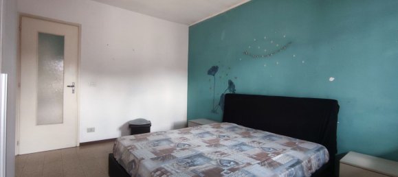 4 rooms House in Ivrea, Italy No. 11233 22
