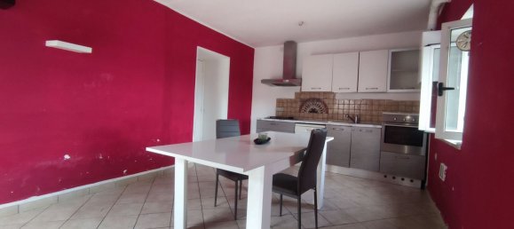 4 rooms House in Ivrea, Italy No. 11233 4
