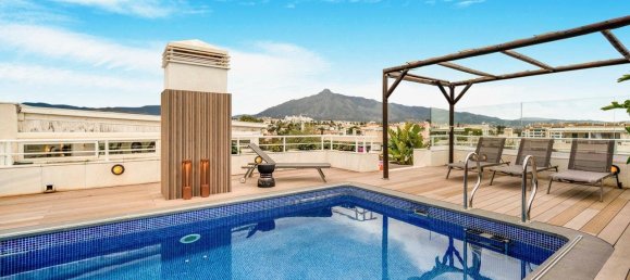 4 bedrooms Penthouse in Marbella, Spain No. 183483 11